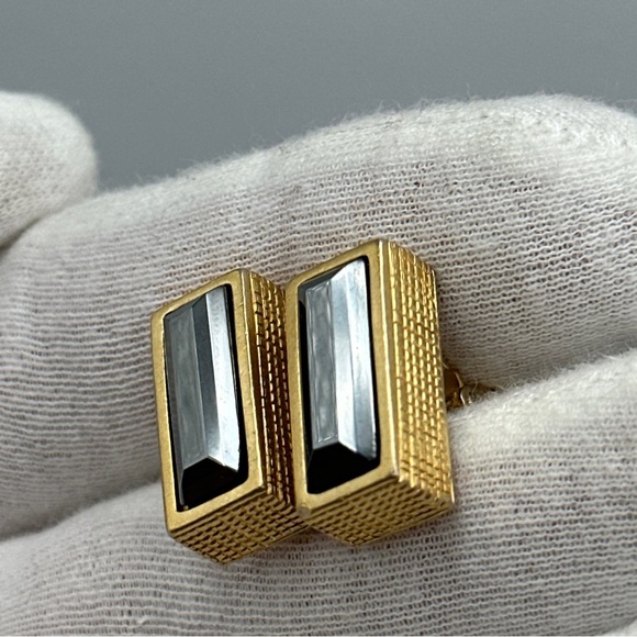 Rare vintage Givenchy earrings clip on #93 - Picture 8 of 8